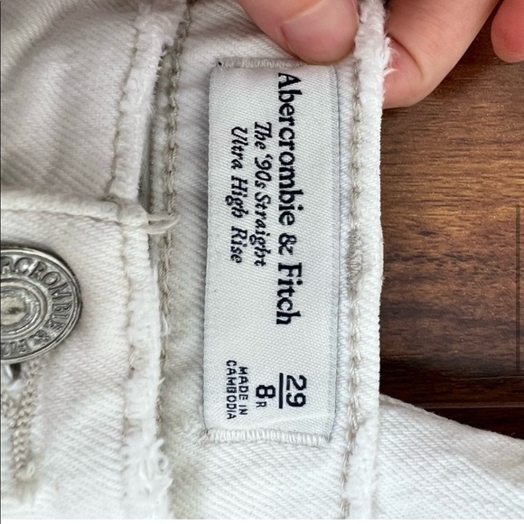 Abercrombie & Fitch 90s Straight Ultra High Rise 8R - Picture 5 of 5